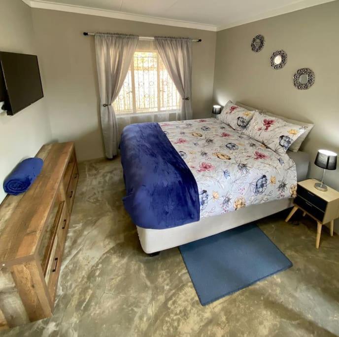 Stellies Accommodation - Room 1 Кітмансгуп Екстер'єр фото